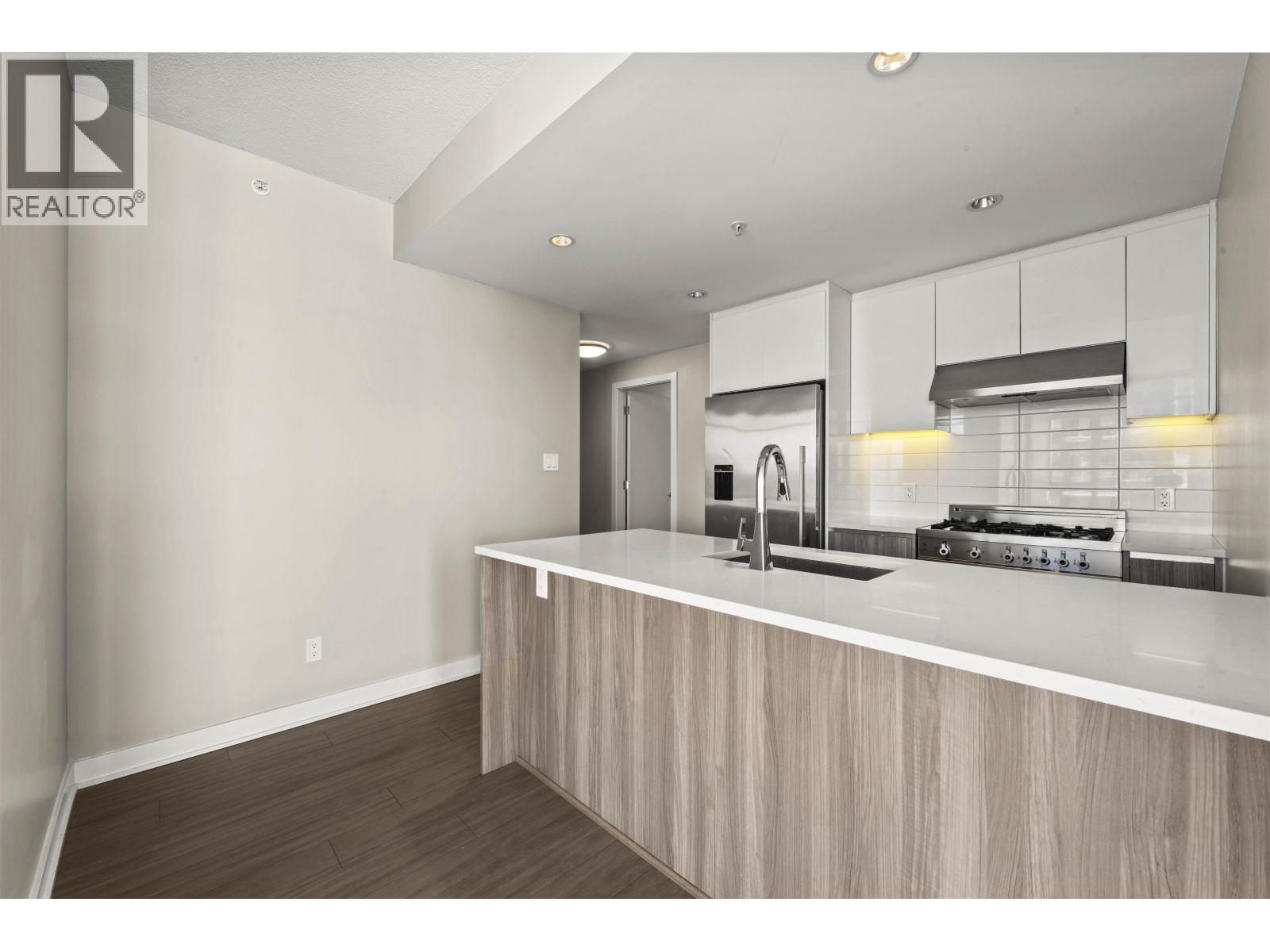 3705 4900 Lennox Lane, Burnaby, British Columbia  V5H 0G9 - Photo 10 - R3162322