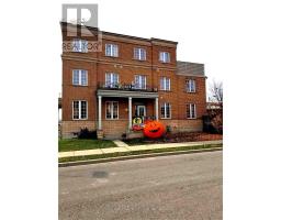 66 LEITCH AVENUE, Toronto, Ontario