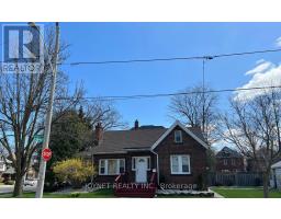68 WHITTON ROAD, Hamilton, Ontario