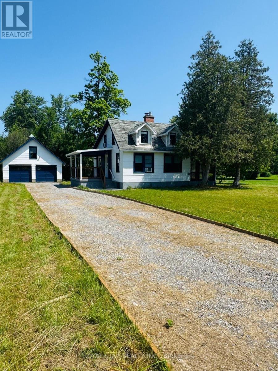 1726 Townline Road, Fort Erie, Ontario  L2A 5M4 - Photo 2 - X13774446