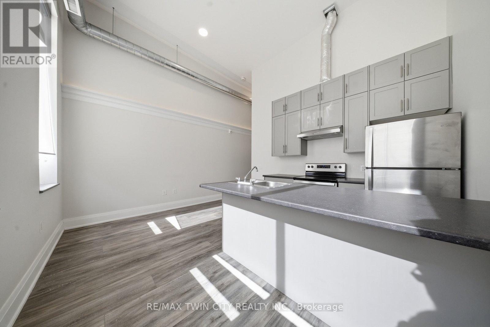 303 - 11 Queen Street, Brantford, Ontario  N3T 3B2 - Photo 5 - X13774454