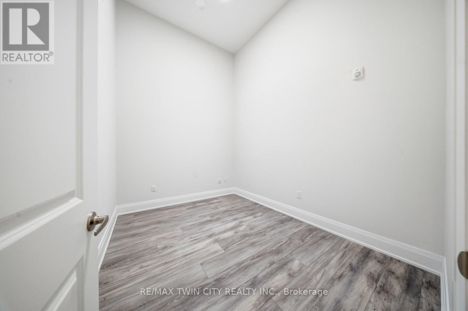 303 - 11 Queen Street, Brantford, Ontario  N3T 3B2 - Photo 6 - X13774454