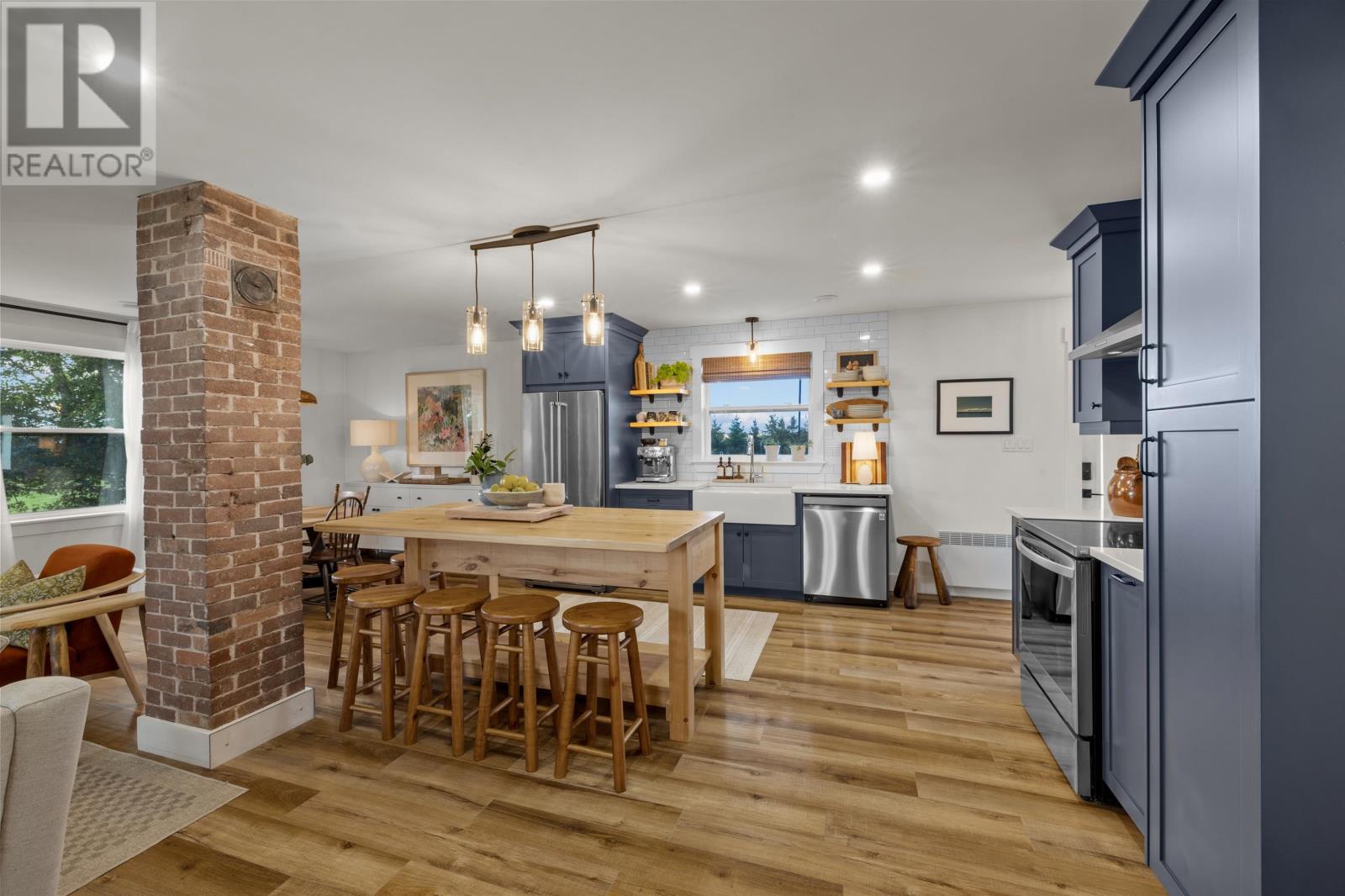 2095 North York River Rd, Warren Grove, Prince Edward Island  C0A 1H5 - Photo 9 - 202623107