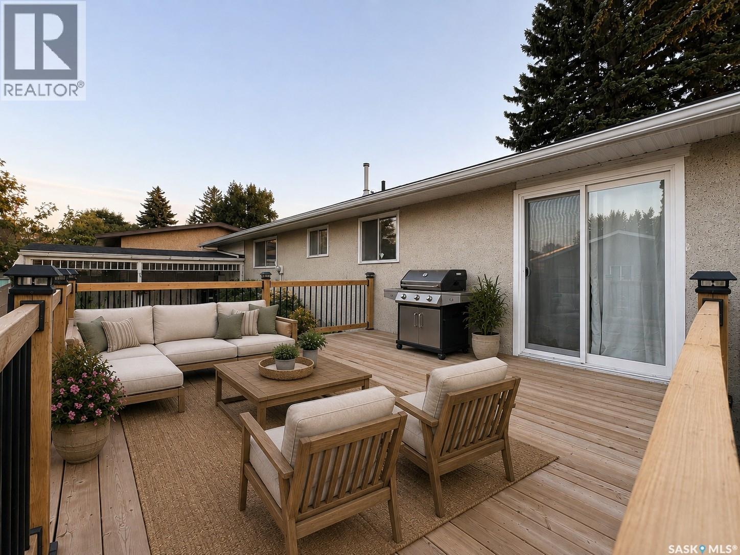 10 Mackie CRESCENT photo 27