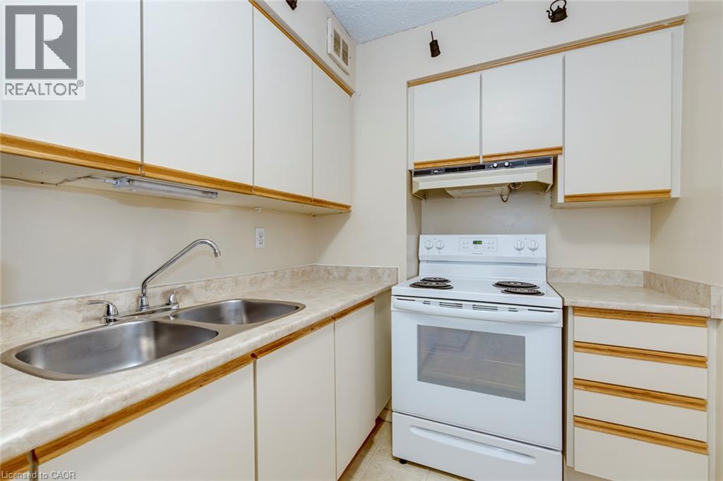 212 Kerr Street Unit# 906, Oakville, Ontario  L6K 3B1 - Photo 31 - 40862559