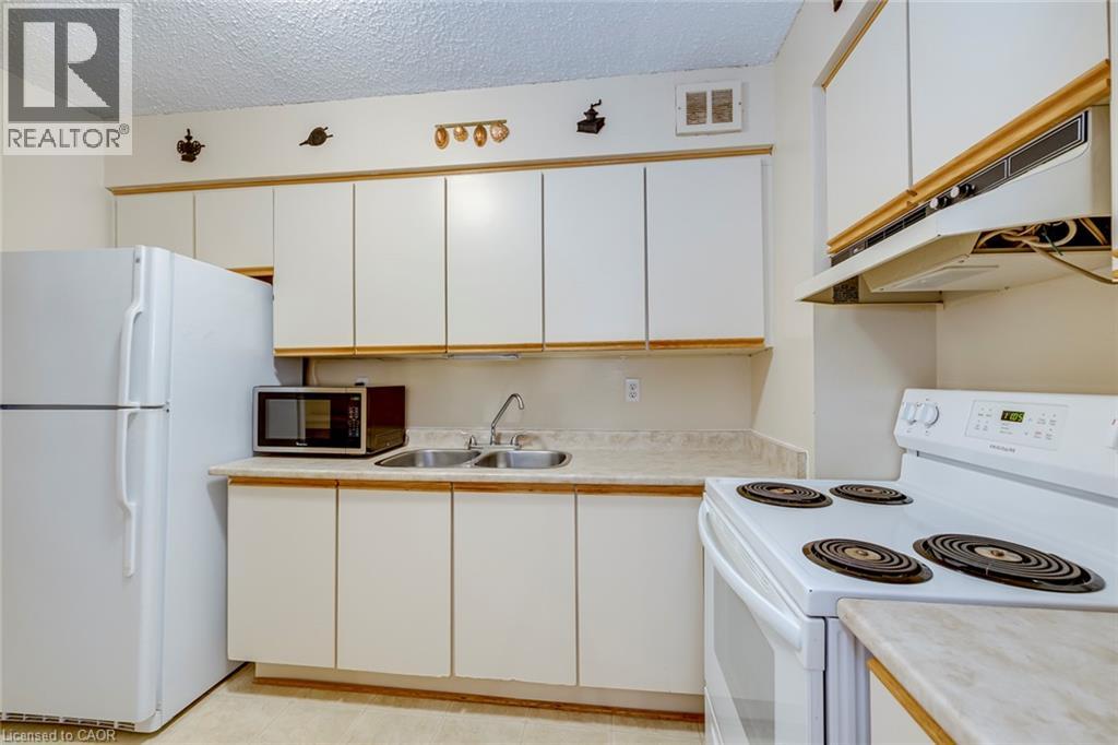 212 Kerr Street Unit# 906, Oakville, Ontario  L6K 3B1 - Photo 28 - 40862559