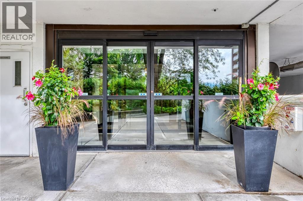 212 Kerr Street Unit# 906, Oakville, Ontario  L6K 3B1 - Photo 10 - 40862559