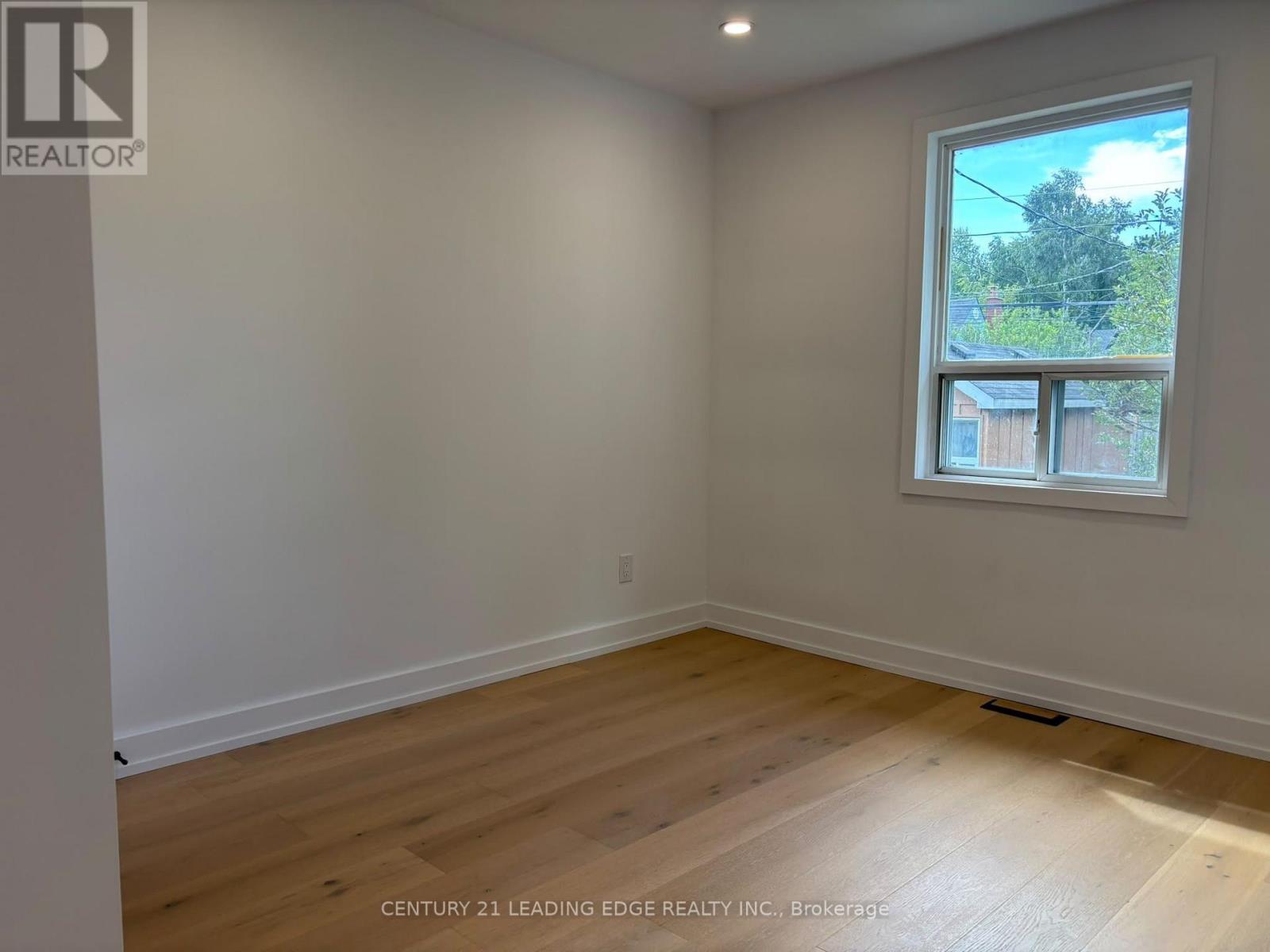 2190 Breezy Brae Drive, Mississauga, Ontario L4Y 1N5 - Photo 8 - W13773834