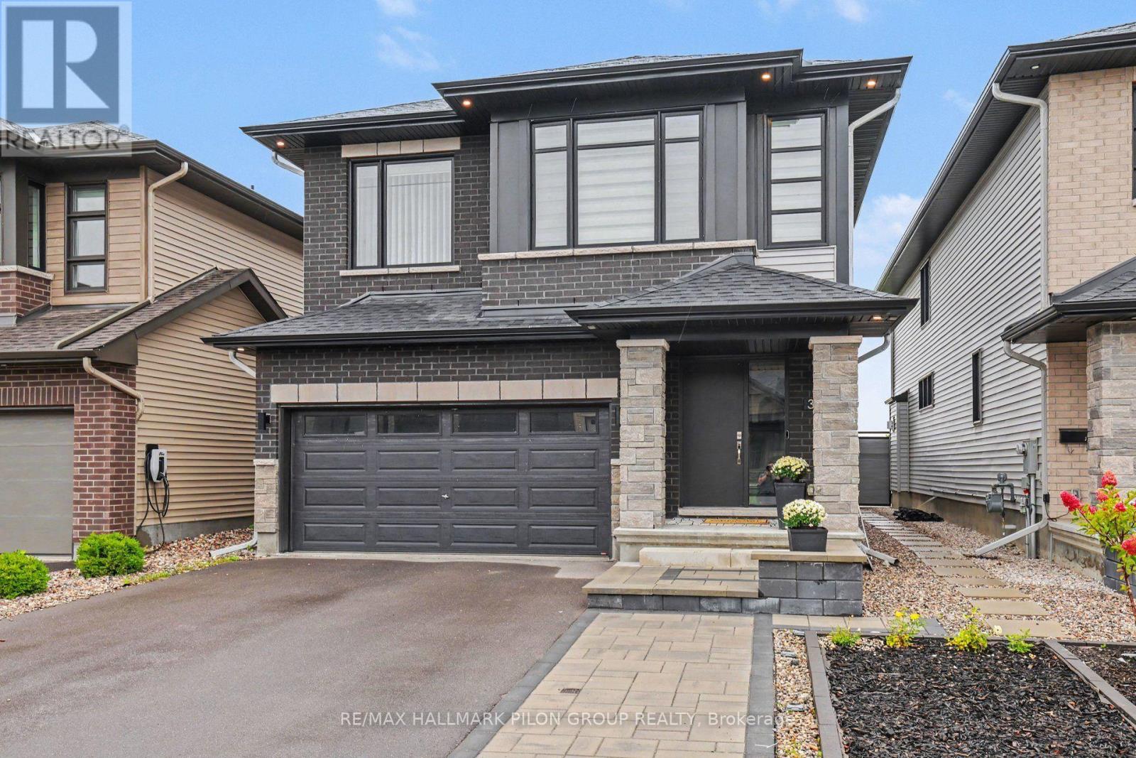 308 Cornice Street, Ottawa, Ontario  K1W 0R4 - Photo 1 - X13774470