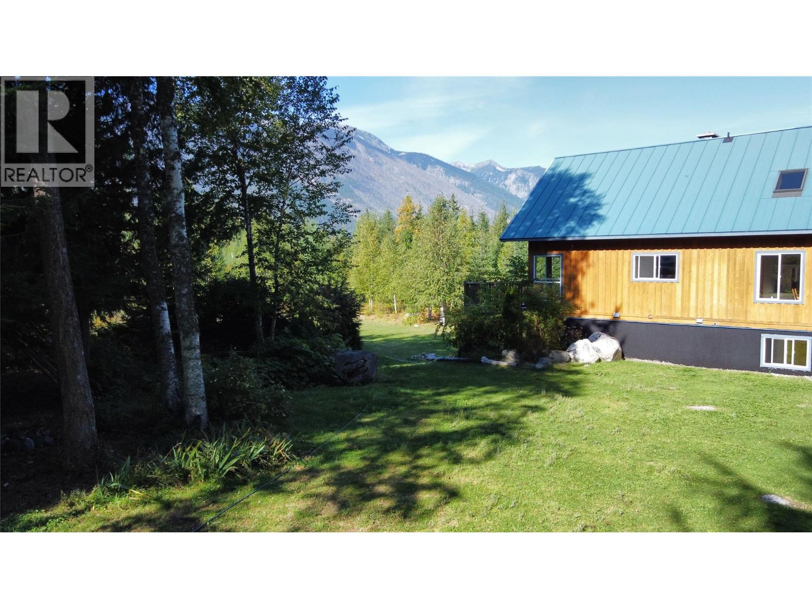 325 East Wilson Creek  E Road, Rosebery, British Columbia  V0G 1S1 - Photo 35 - 10397454