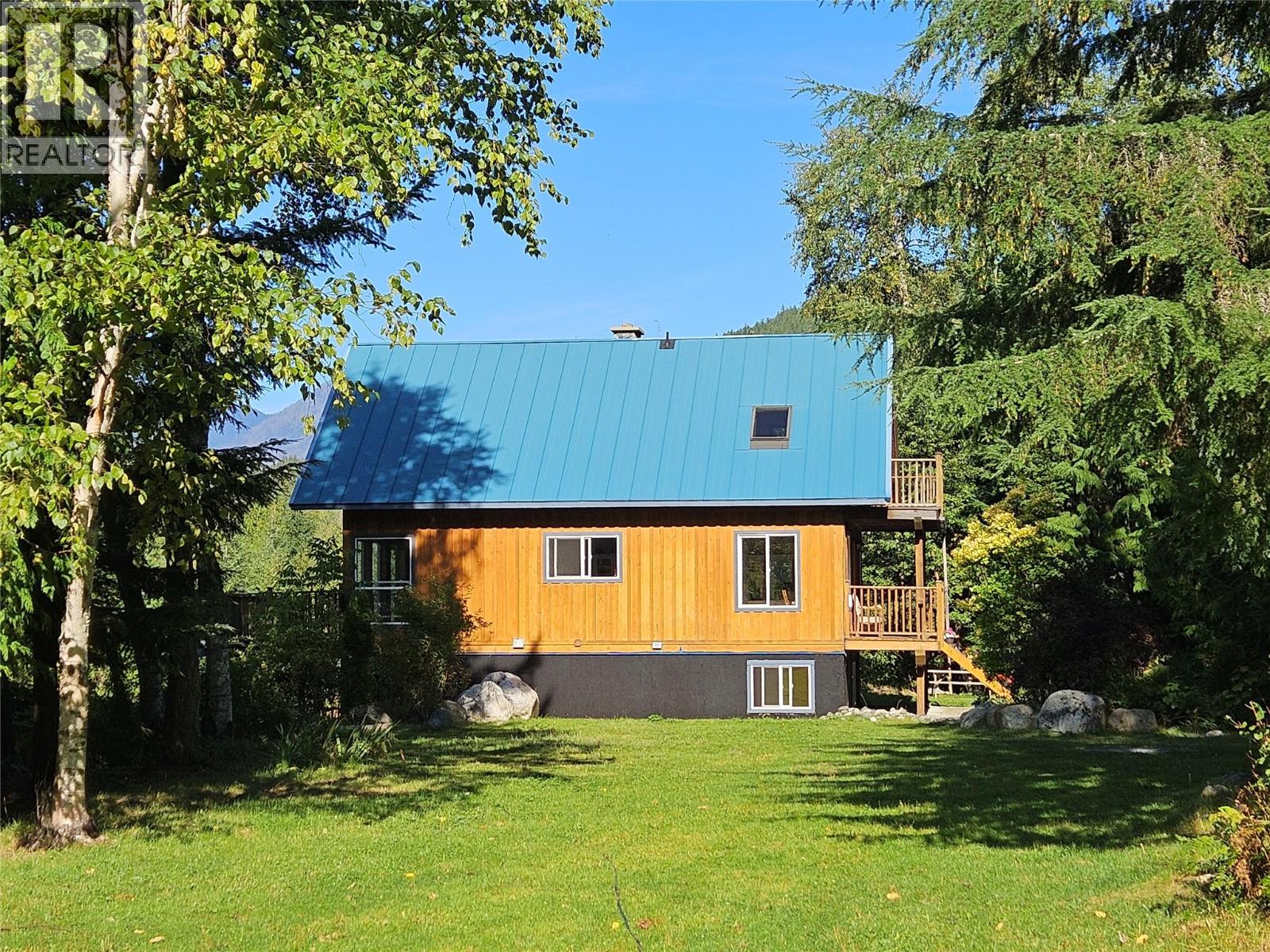 325 East Wilson Creek  E Road, Rosebery, British Columbia  V0G 1S1 - Photo 28 - 10397454