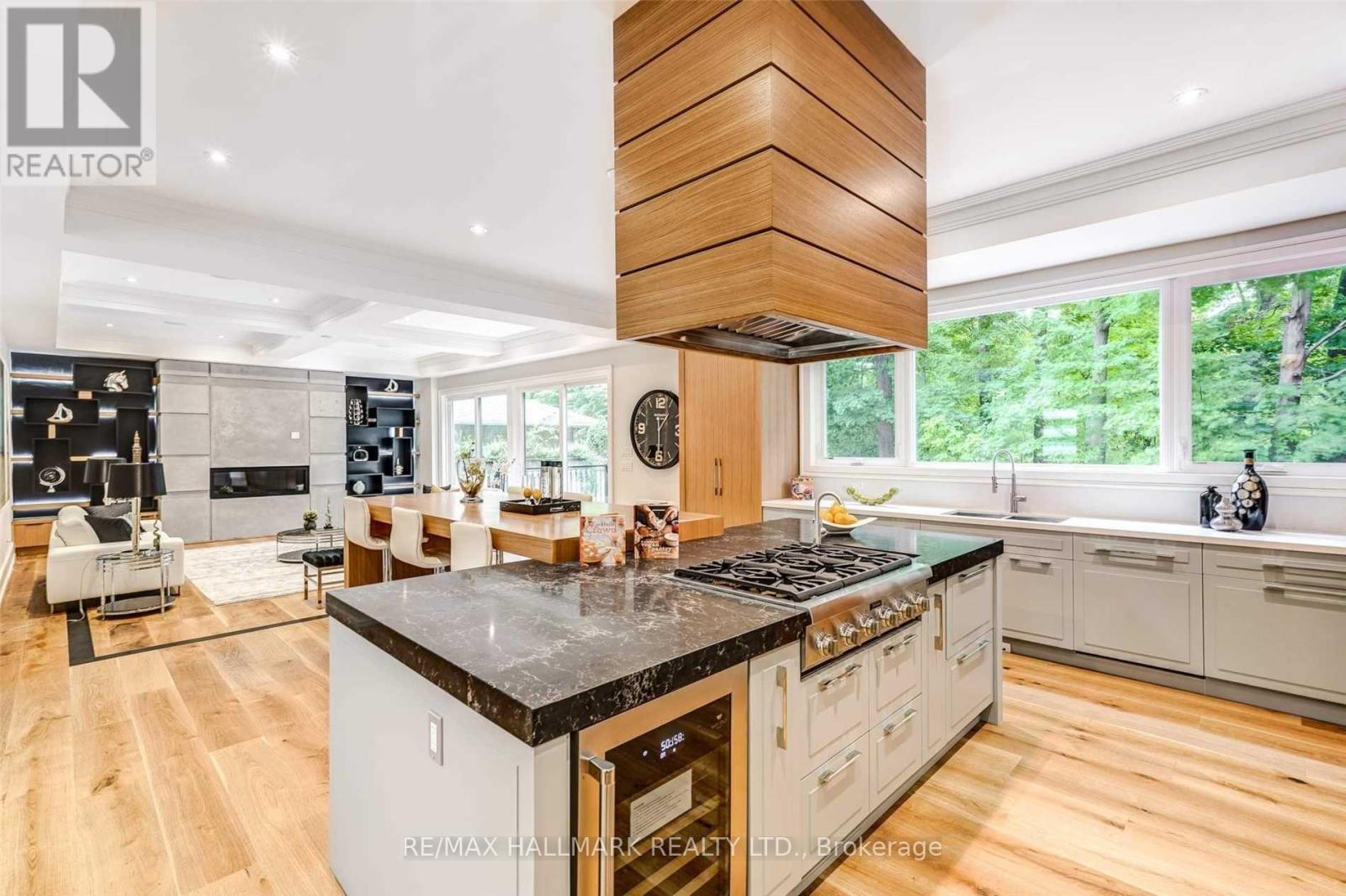31 Timberlane Drive, Toronto, Ontario  M3H 1J3 - Photo 10 - C13774492