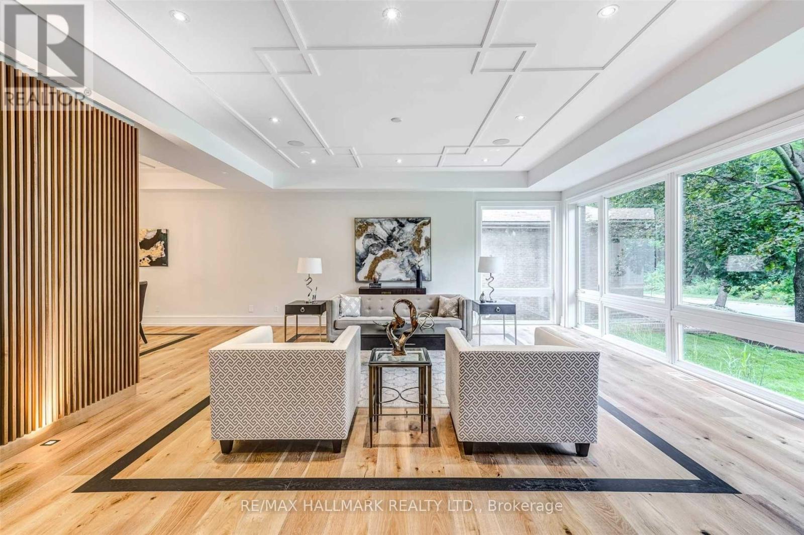 31 Timberlane Drive, Toronto, Ontario  M3H 1J3 - Photo 3 - C13774492