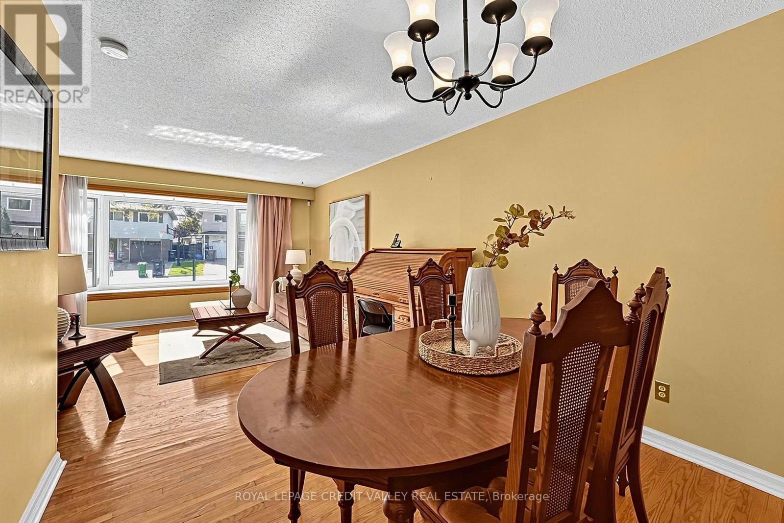 16 Lockton Crescent, Brampton, Ontario  L6W 1C3 - Photo 13 - W13774560