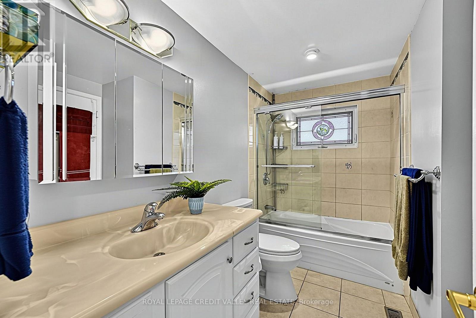 16 Lockton Crescent, Brampton, Ontario  L6W 1C3 - Photo 29 - W13774560
