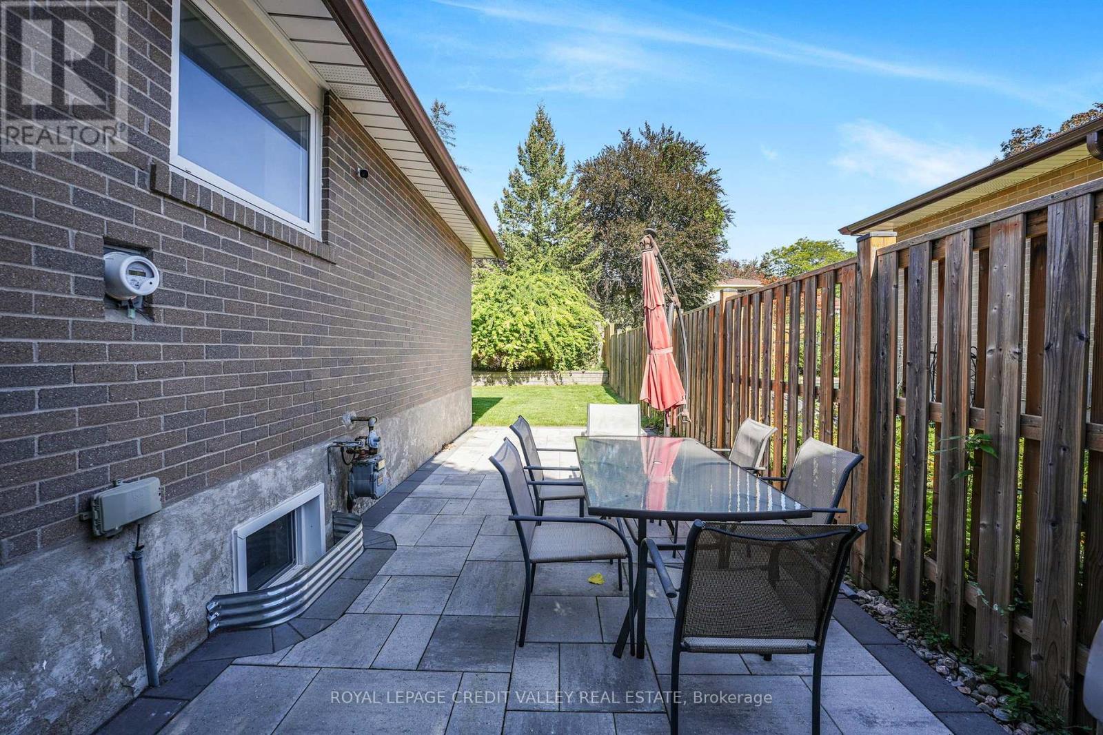 16 Lockton Crescent, Brampton, Ontario  L6W 1C3 - Photo 43 - W13774560