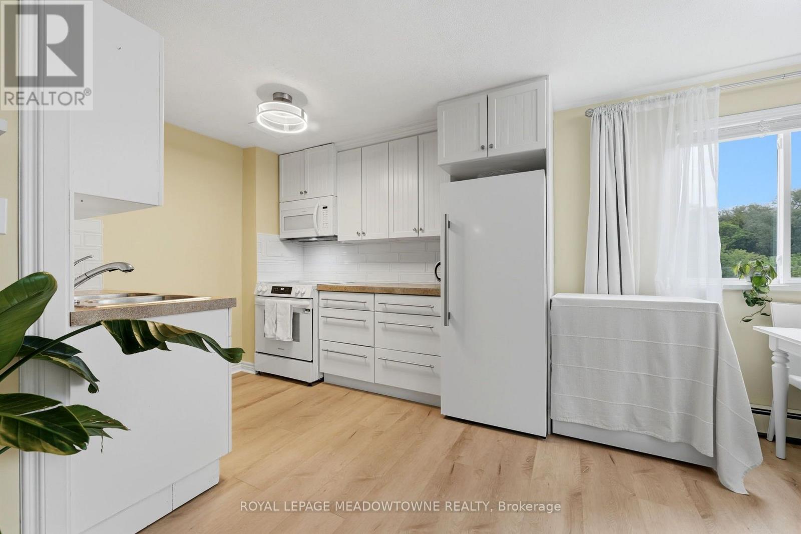 301 - 49 Park Avenue, Halton Hills, Ontario L7G 3H9 - Photo 16 - W13774570