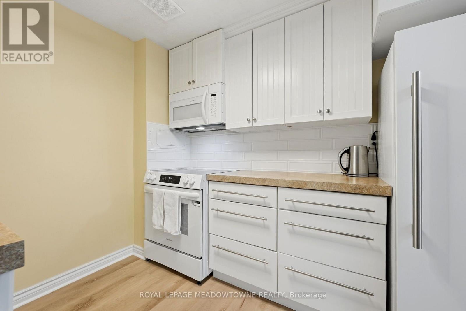 301 - 49 Park Avenue, Halton Hills, Ontario L7G 3H9 - Photo 18 - W13774570