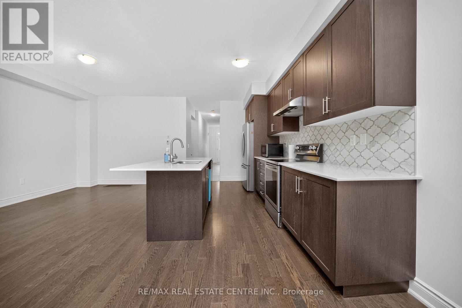 8 Banner Elk Street, Brampton, Ontario  L6Y 6J6 - Photo 10 - W13774576