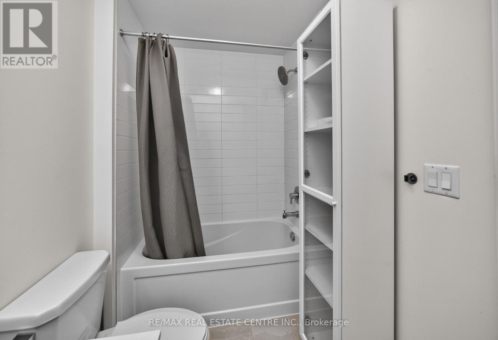 8 Banner Elk Street, Brampton, Ontario  L6Y 6J6 - Photo 21 - W13774576