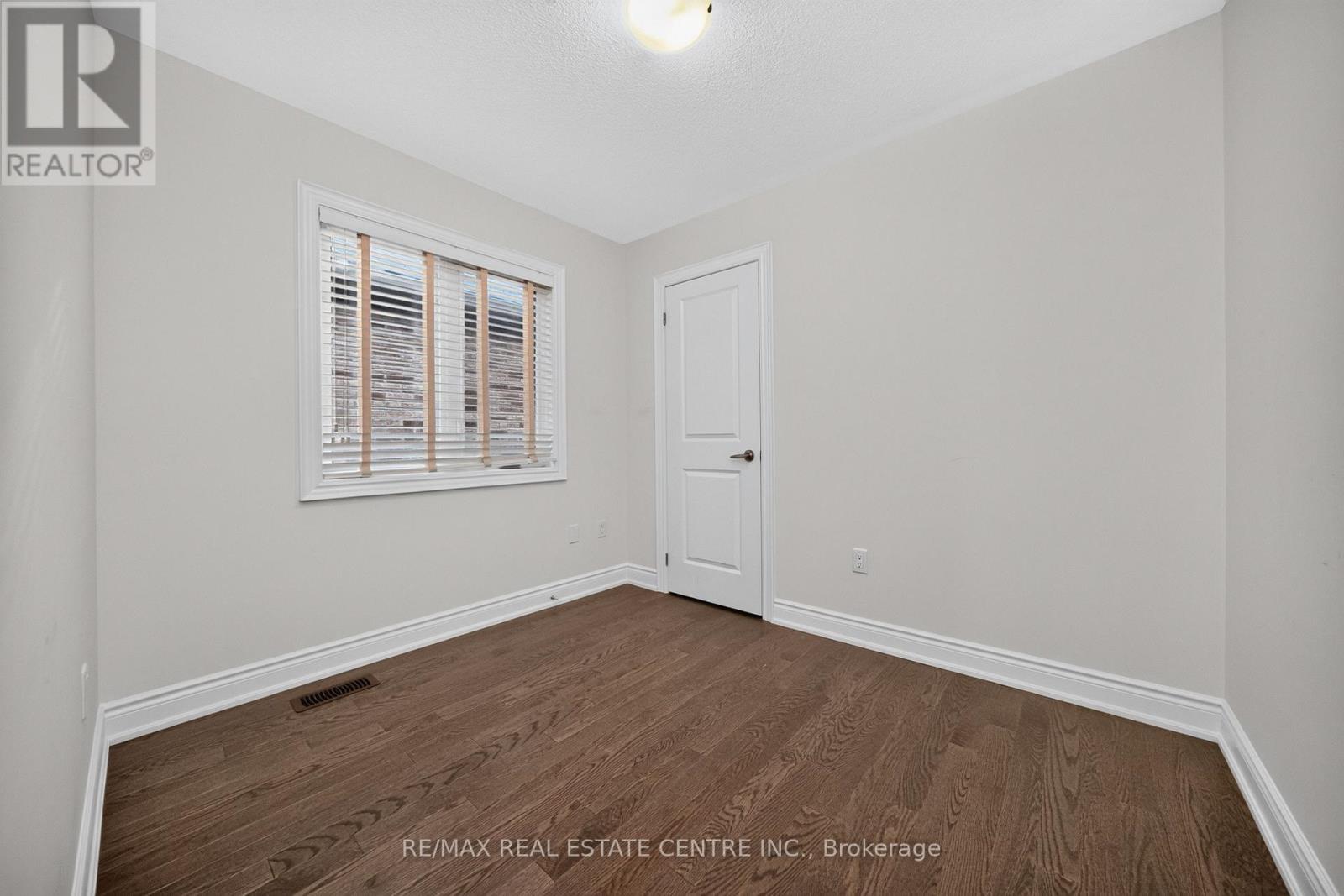 8 Banner Elk Street, Brampton, Ontario  L6Y 6J6 - Photo 23 - W13774576