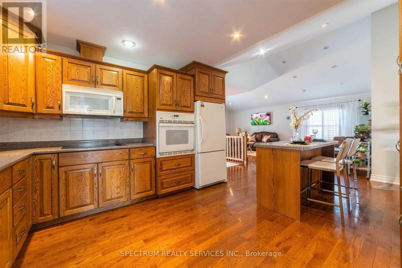 8112 Beaver Glen Drive, Niagara Falls, Ontario  L2H 3K5 - Photo 15 - X13774482