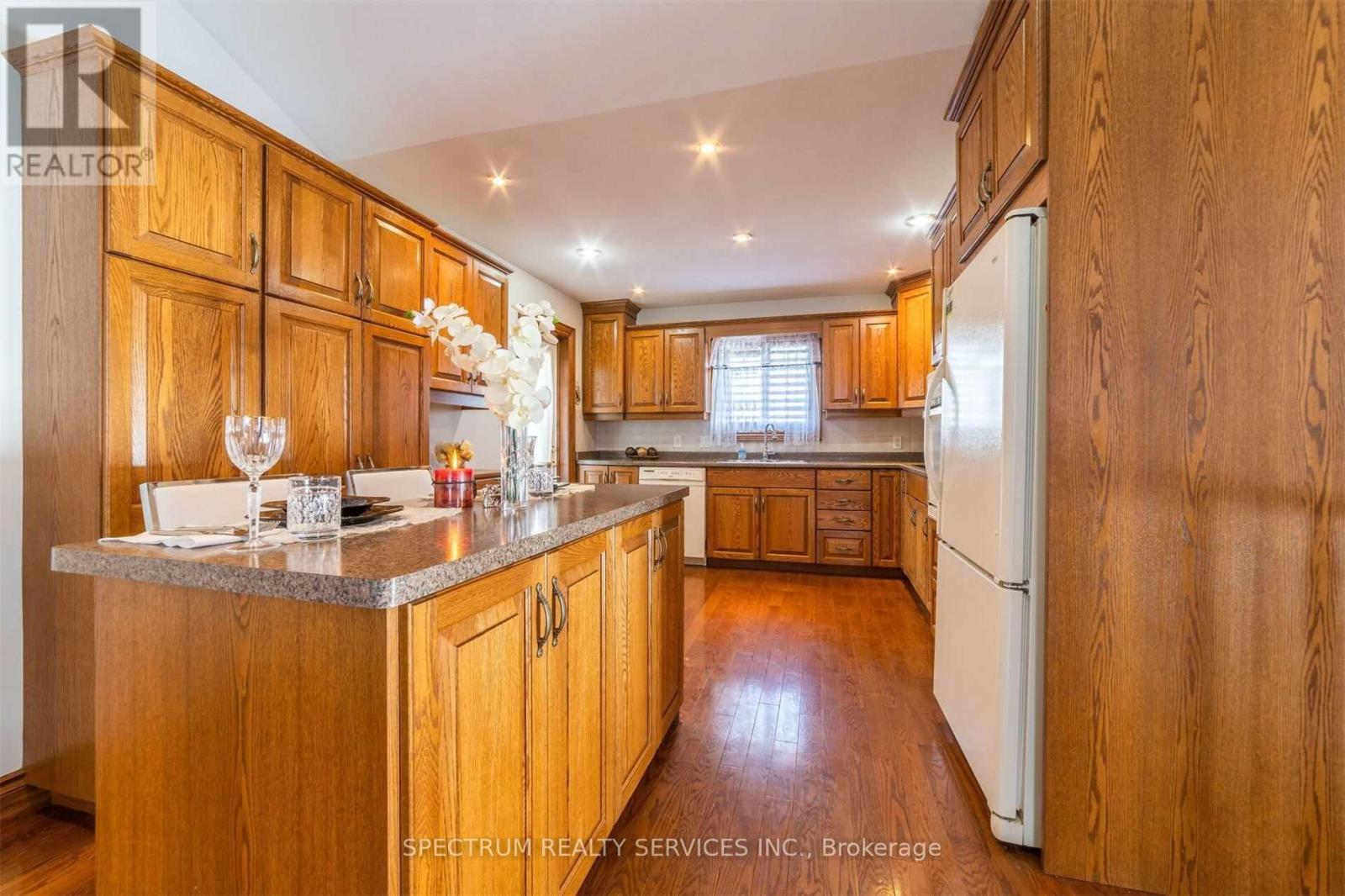 8112 Beaver Glen Drive, Niagara Falls, Ontario  L2H 3K5 - Photo 20 - X13774482