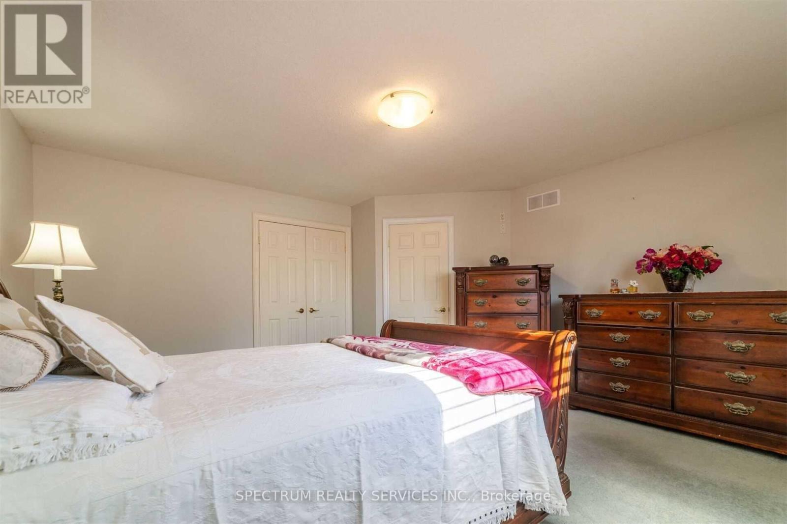 8112 Beaver Glen Drive, Niagara Falls, Ontario  L2H 3K5 - Photo 24 - X13774482