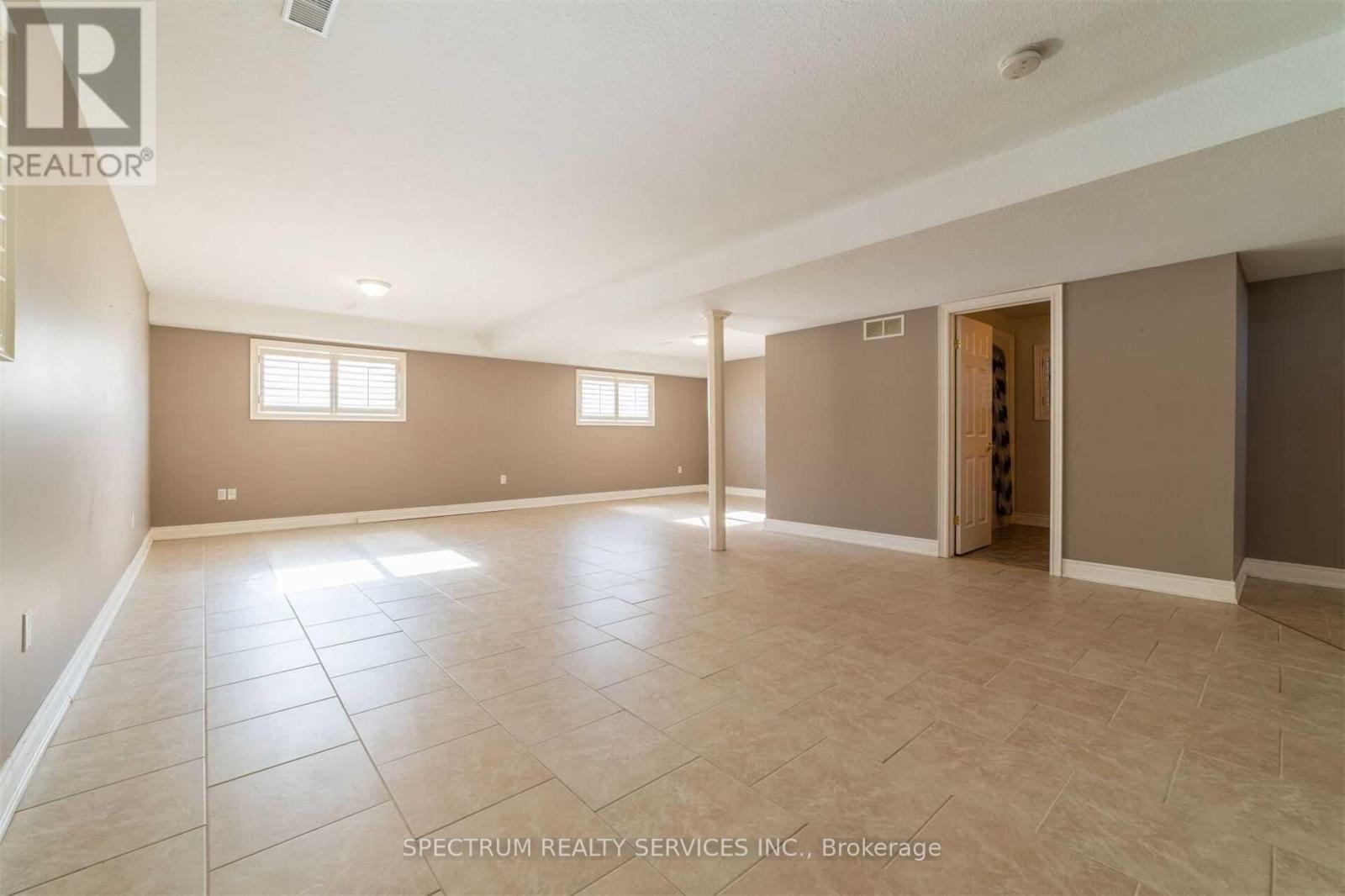 8112 Beaver Glen Drive, Niagara Falls, Ontario  L2H 3K5 - Photo 36 - X13774482