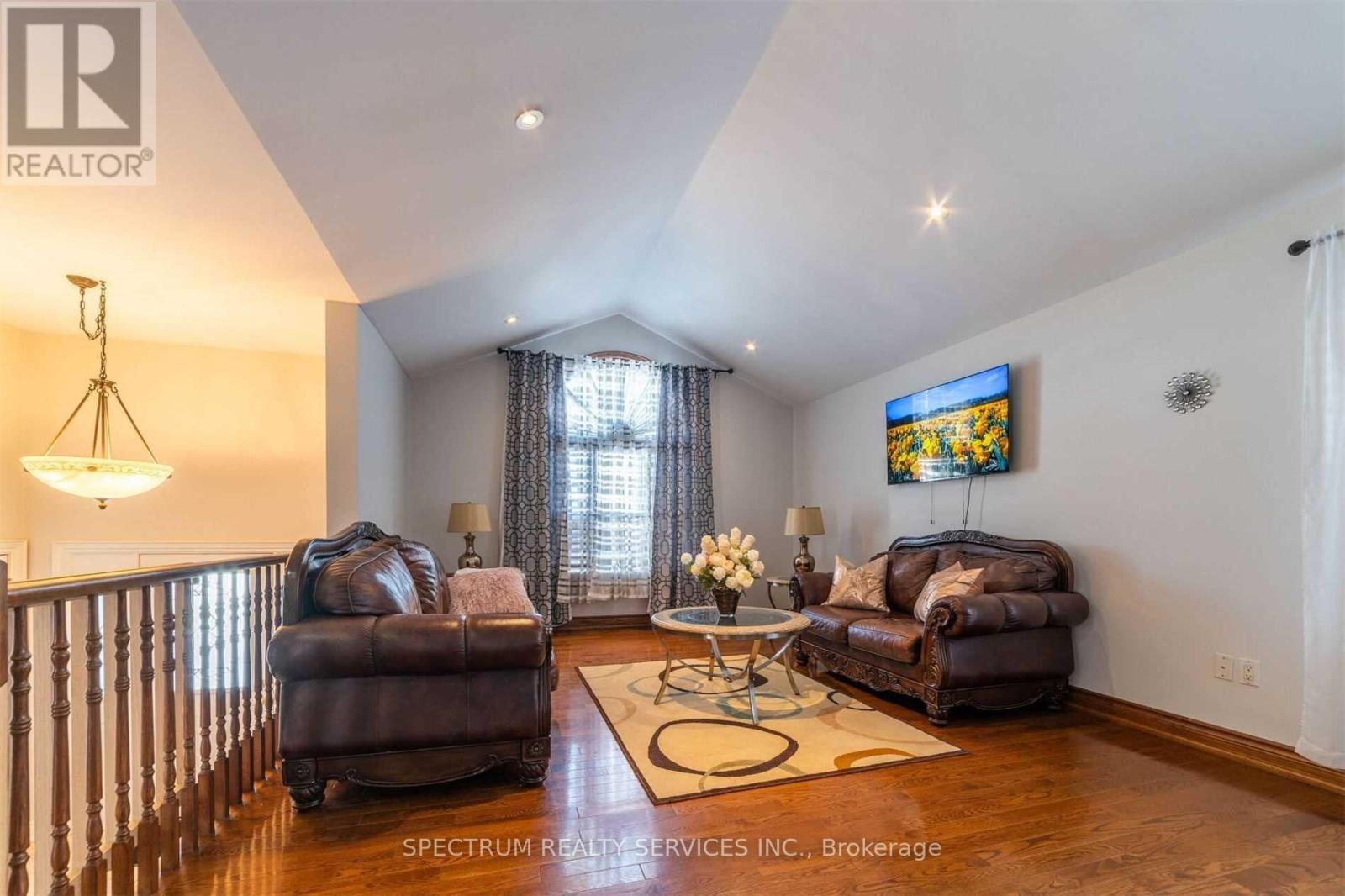 8112 Beaver Glen Drive, Niagara Falls, Ontario  L2H 3K5 - Photo 8 - X13774482