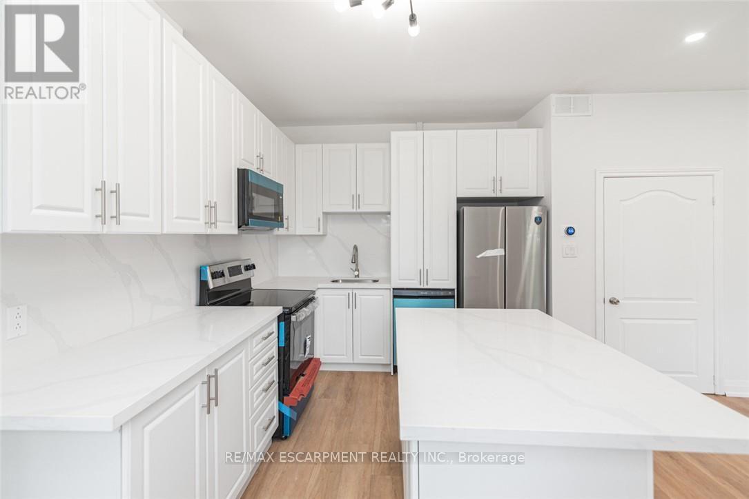 90 Belview Avenue, Hamilton (Crown Point), Ontario  L8L 7K8 - Photo 13 - X13774494