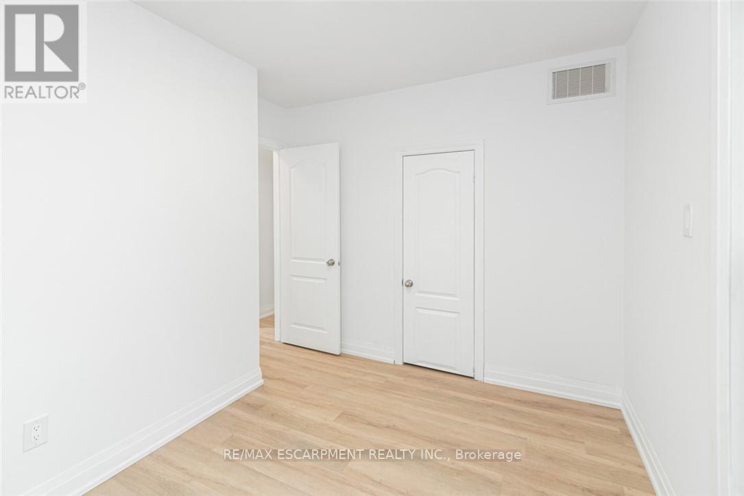 90 Belview Avenue, Hamilton (Crown Point), Ontario  L8L 7K8 - Photo 29 - X13774494