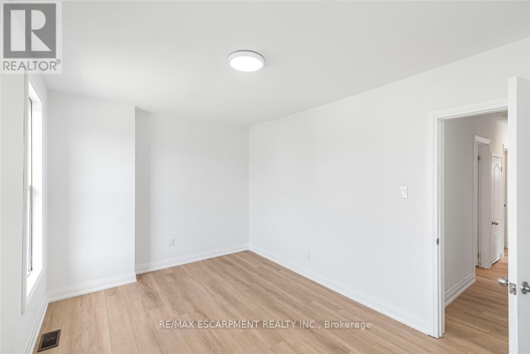 90 Belview Avenue, Hamilton (Crown Point), Ontario  L8L 7K8 - Photo 35 - X13774494
