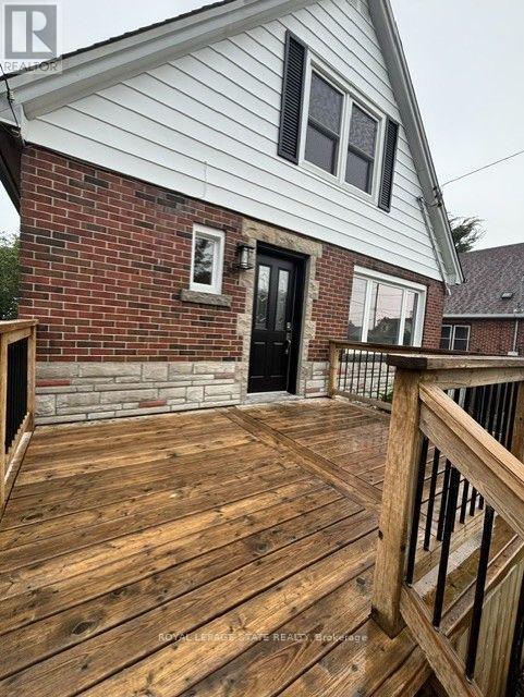 46 Delevan Crescent, Hamilton, Ontario  L9A 4A7 - Photo 3 - X13774556