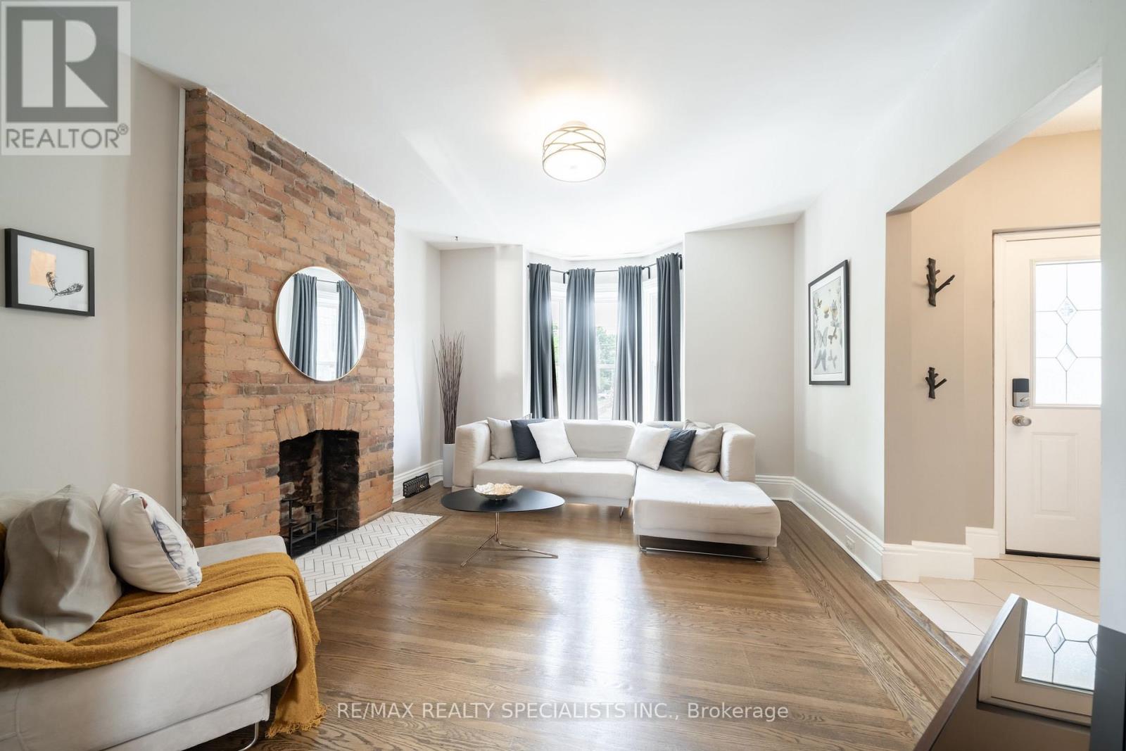 43 Oxford Street, Hamilton, Ontario  L8R 2W9 - Photo 5 - X13774596