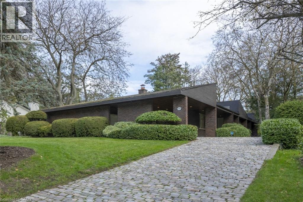 1168 CAREY Road, Oakville, Ontario