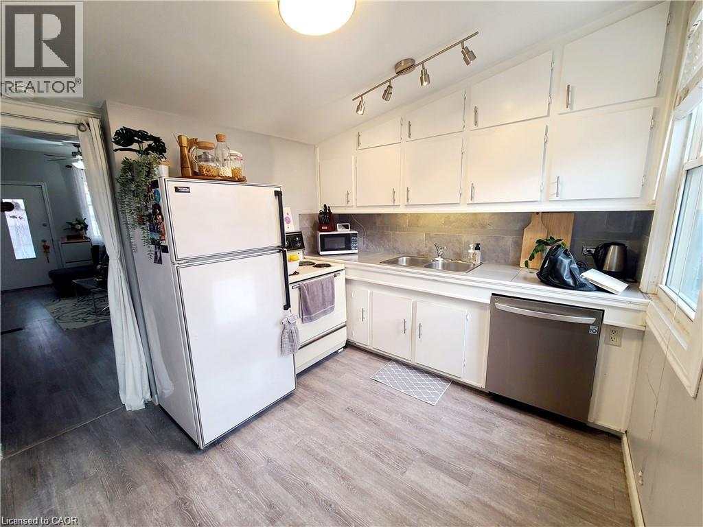 40 Whitfield Avenue, Hamilton, Ontario  L8L 4B6 - Photo 7 - 40862566