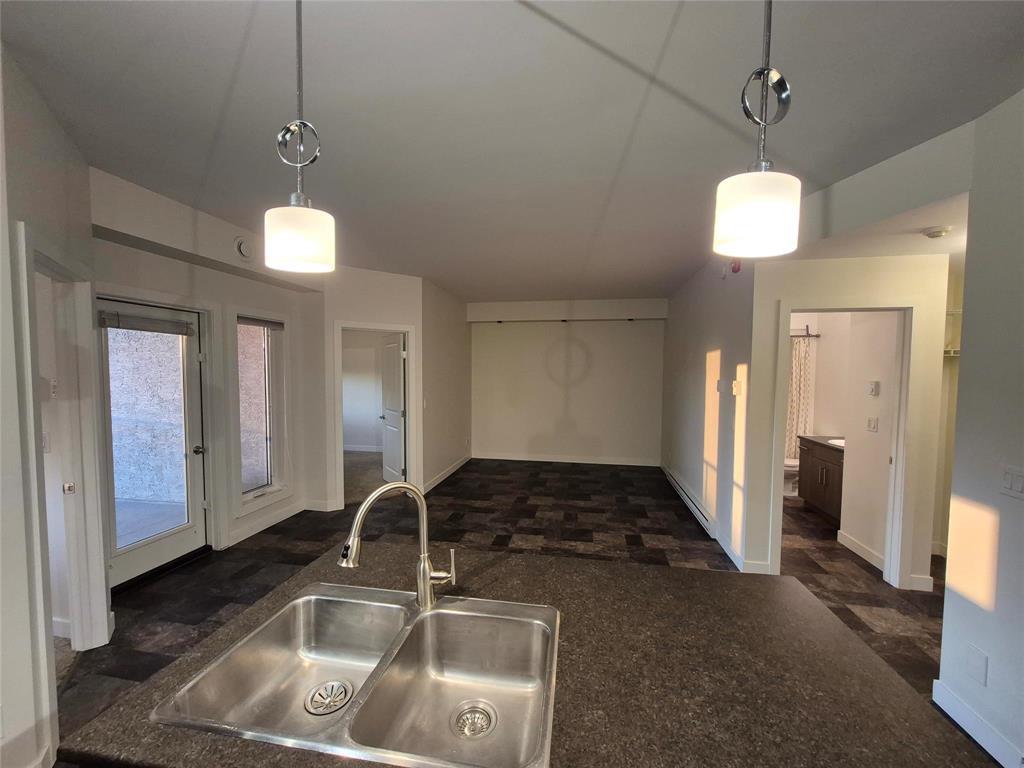 25 1124 Dawson Road, Lorette, Manitoba  R5K 0S8 - Photo 5 - 202622809