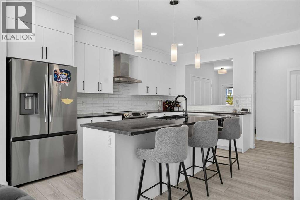 274 Lucas Place Nw, Calgary, Alberta  T2P 2E4 - Photo 7 - A2327141