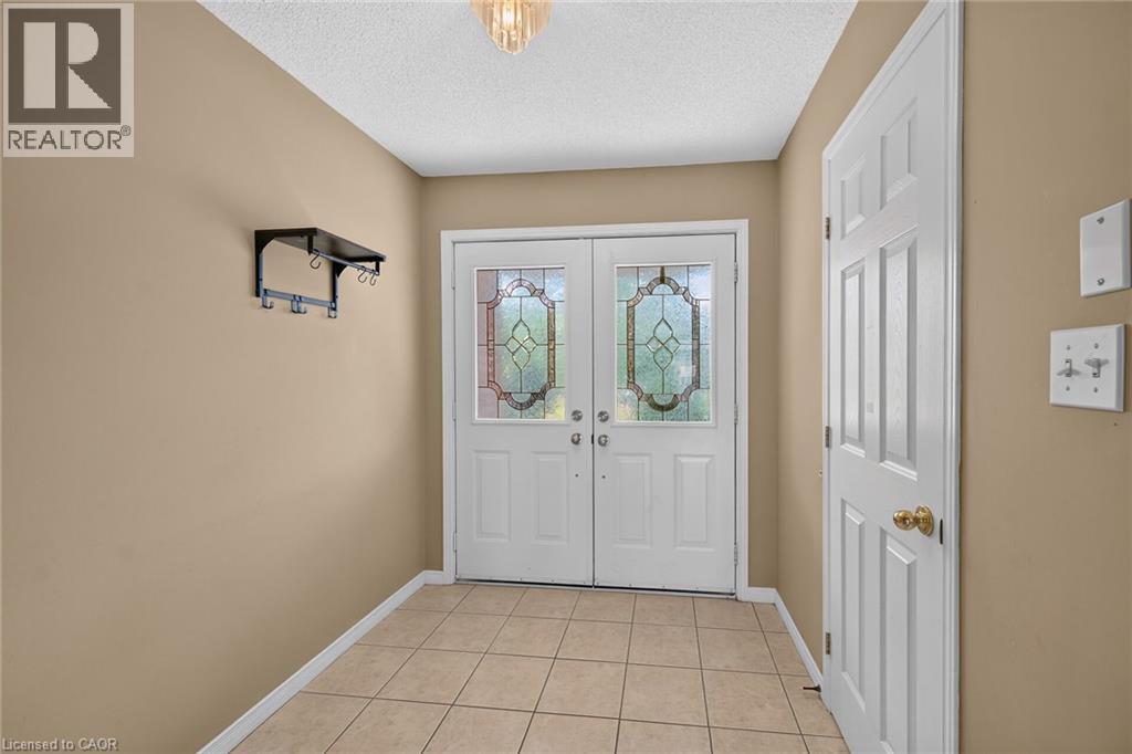 302 Southbrook Drive, Binbrook, Ontario  L0R 1C0 - Photo 5 - 40862729