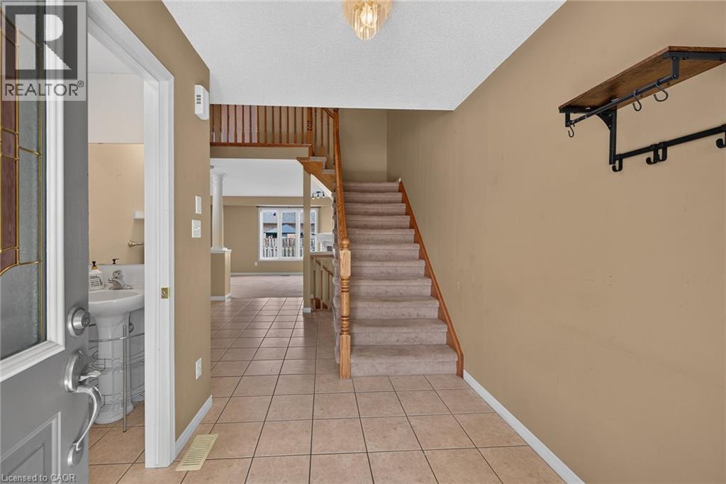 302 Southbrook Drive, Binbrook, Ontario  L0R 1C0 - Photo 4 - 40862729