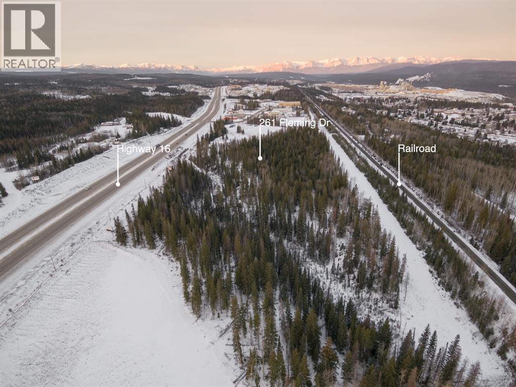 261 Fleming Drive, Hinton, Alberta  T7V 0B1 - Photo 7 - A2326374