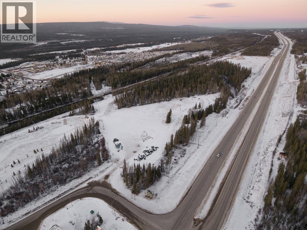 261 Fleming Drive, Hinton, Alberta  T7V 0B1 - Photo 3 - A2326374