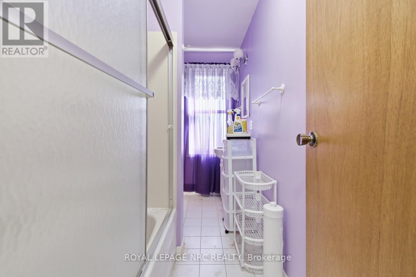 6068 Dixon Street, Niagara Falls, Ontario  L2G 2L5 - Photo 14 - X13761940