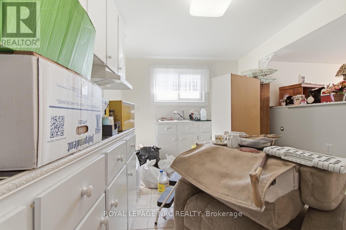 6068 Dixon Street, Niagara Falls, Ontario  L2G 2L5 - Photo 4 - X13761940