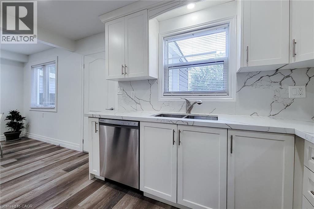 391 Cope Street, Hamilton, Ontario  L8H 5C2 - Photo 21 - 40862732