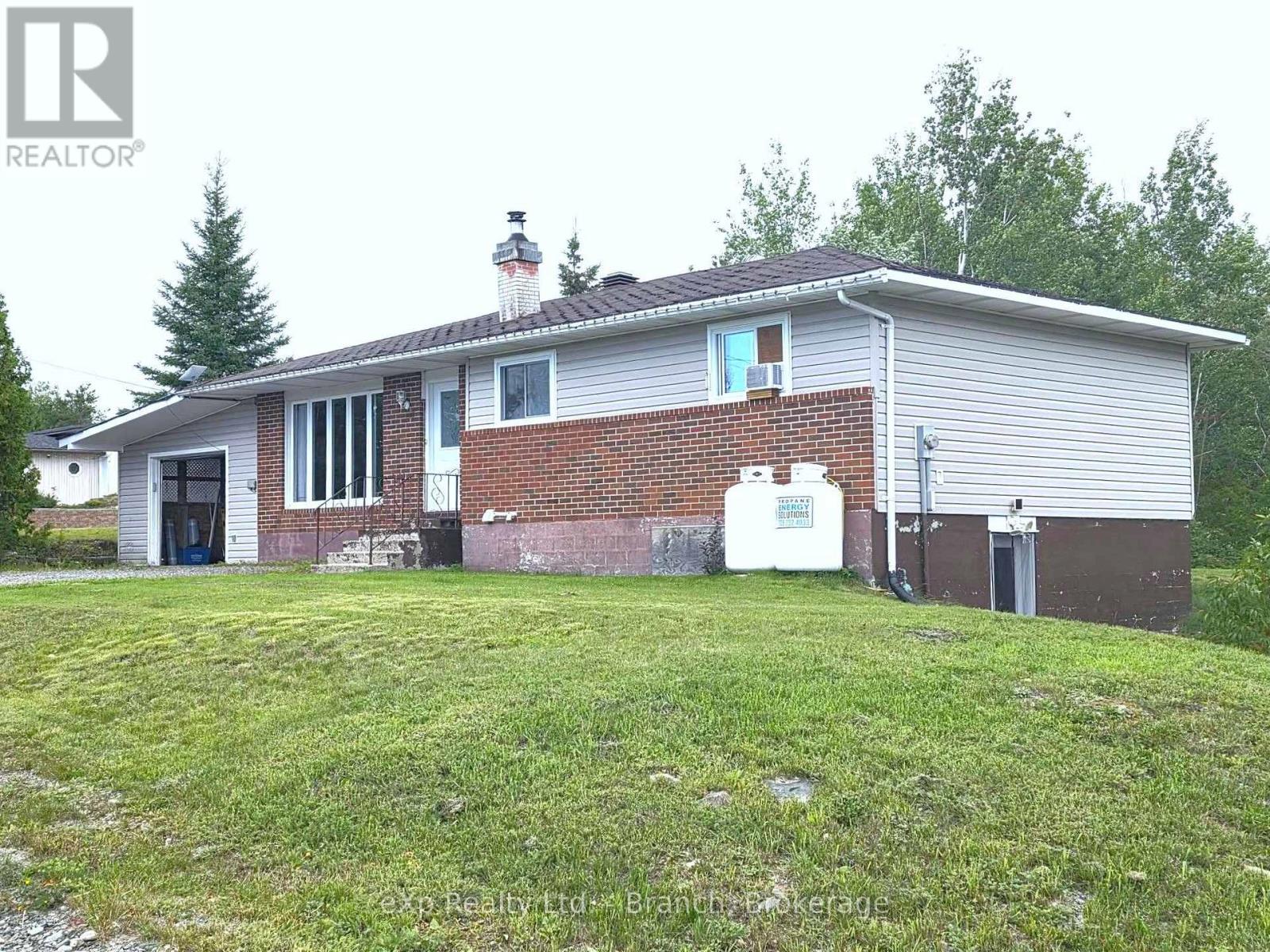 167 Calbeck Avenue, Matachewan, Ontario  P0K 1M0 - Photo 3 - T13774650