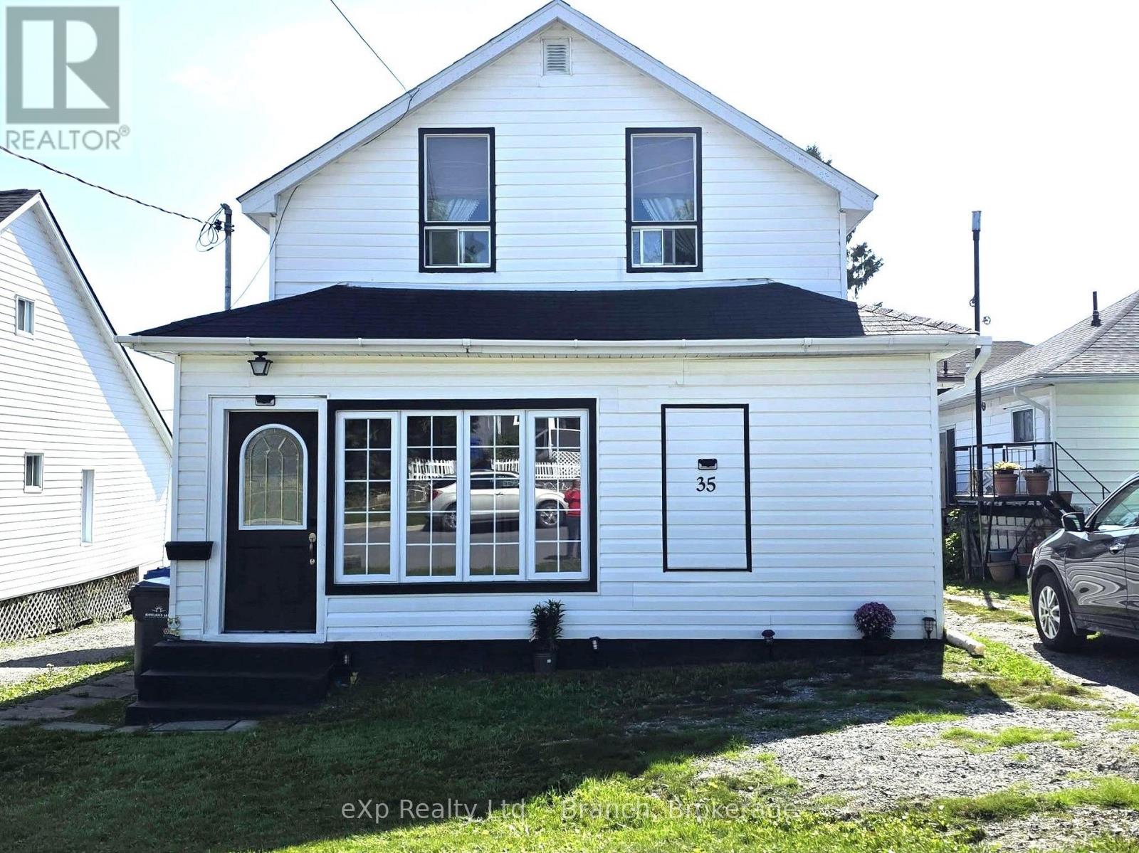35 Taylor Avenue, Kirkland Lake, Ontario  P2N 2L2 - Photo 5 - T13774878