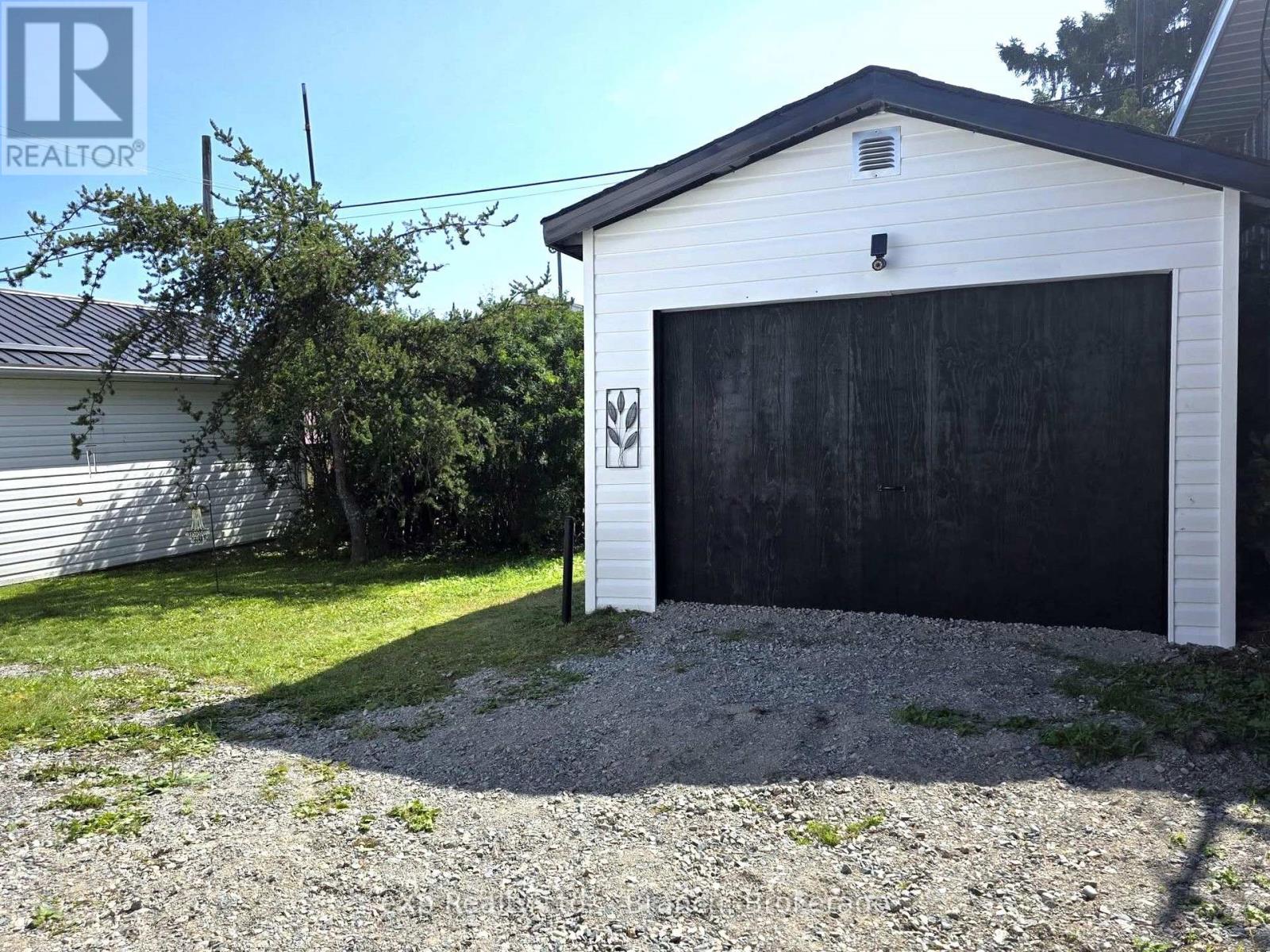 35 Taylor Avenue, Kirkland Lake, Ontario  P2N 2L2 - Photo 7 - T13774878