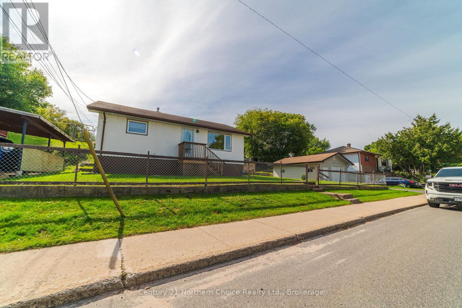 811 Fourth Street N, Kenora (North End), Ontario  P9N 2N6 - Photo 4 - X13773106